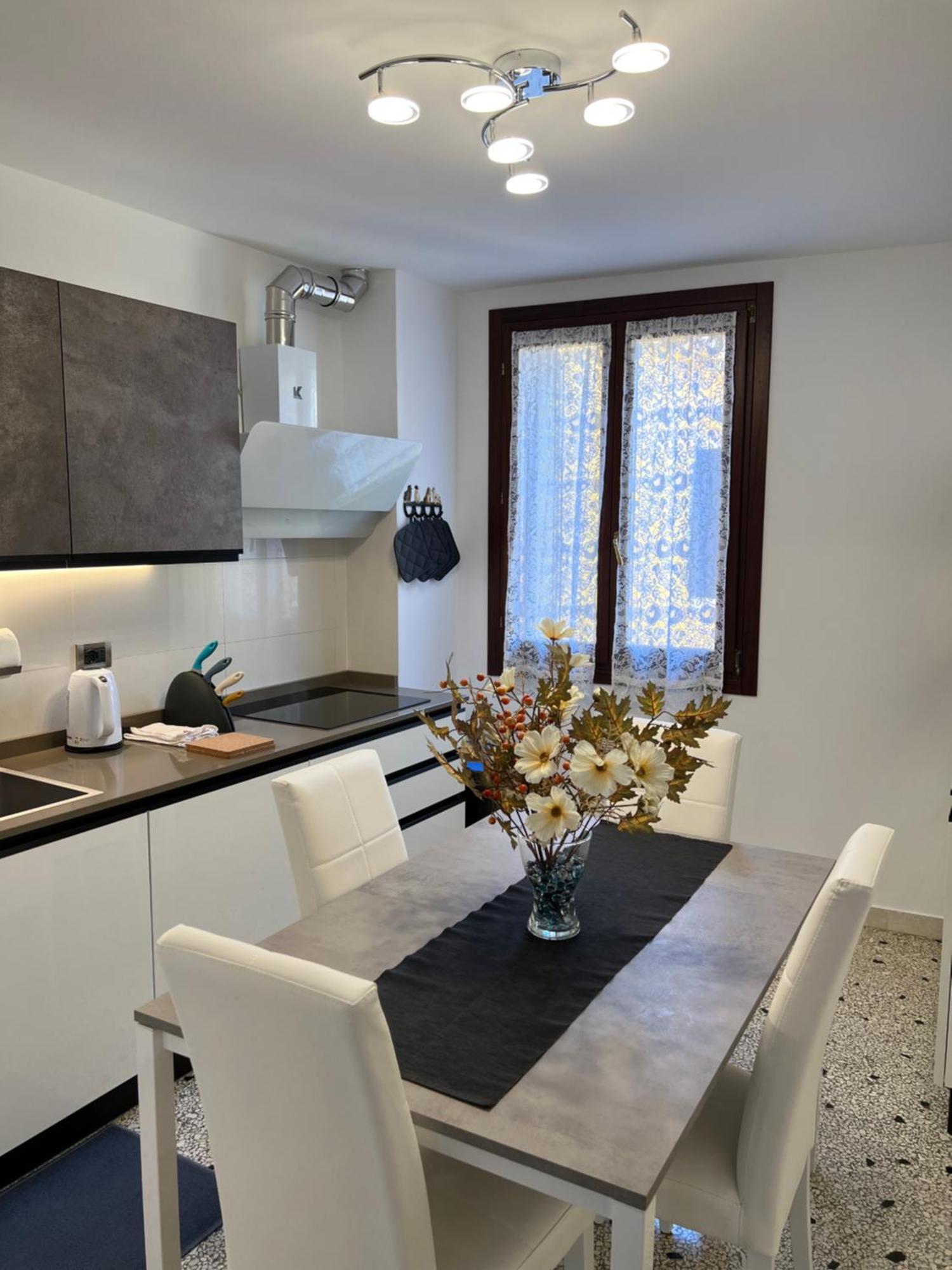 Ca' Delfina Holiday Home Венеция Екстериор снимка