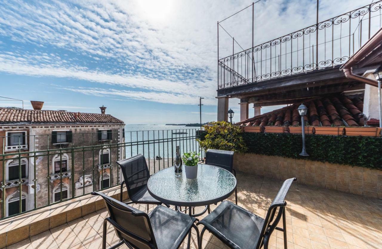 Ca' Delfina Holiday Home Венеция Екстериор снимка